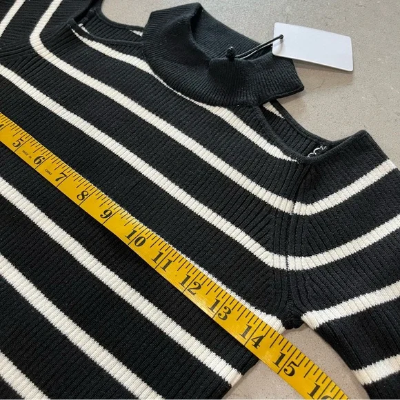 Olivaceous Stitch Fix  sweater top black white mock neck cold shoulder cutout - Picture 2 of 6